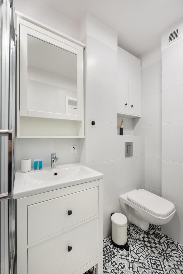 Nowogrodzka Grey Apartment Varsavia Esterno foto