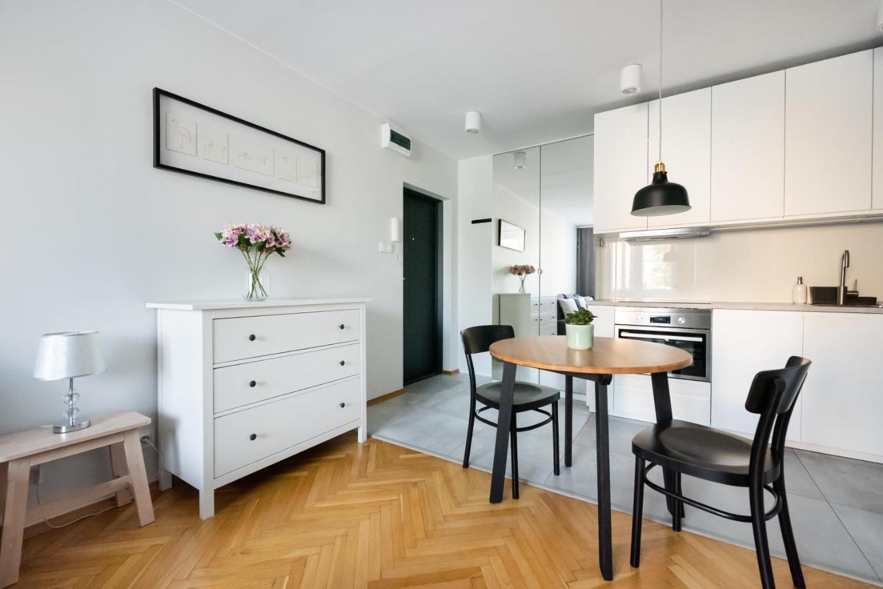 Nowogrodzka Grey Apartment Varsavia Esterno foto